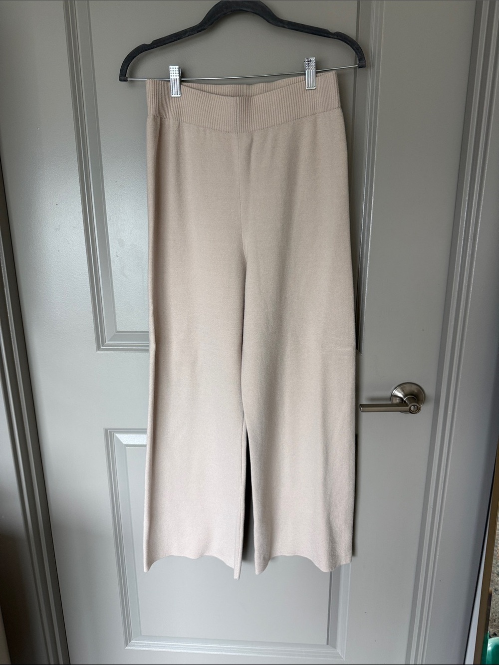 SIZE S Beige SET Wide Leg Knit Pants with Top